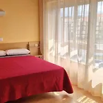 Montemar מלון 2*