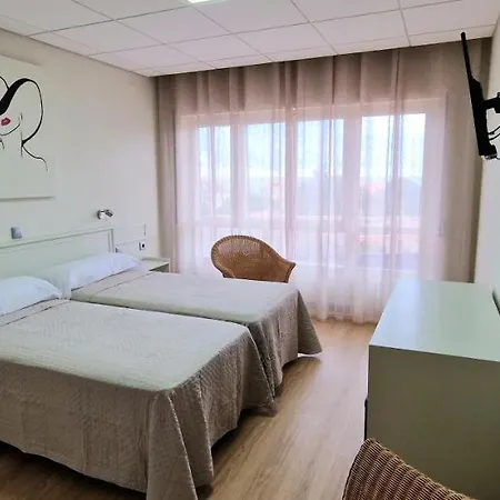 Montemar Hotel 2*